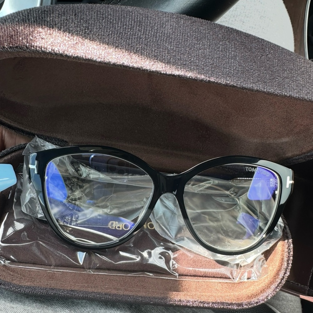 Tom Ford Glasses FT5954B